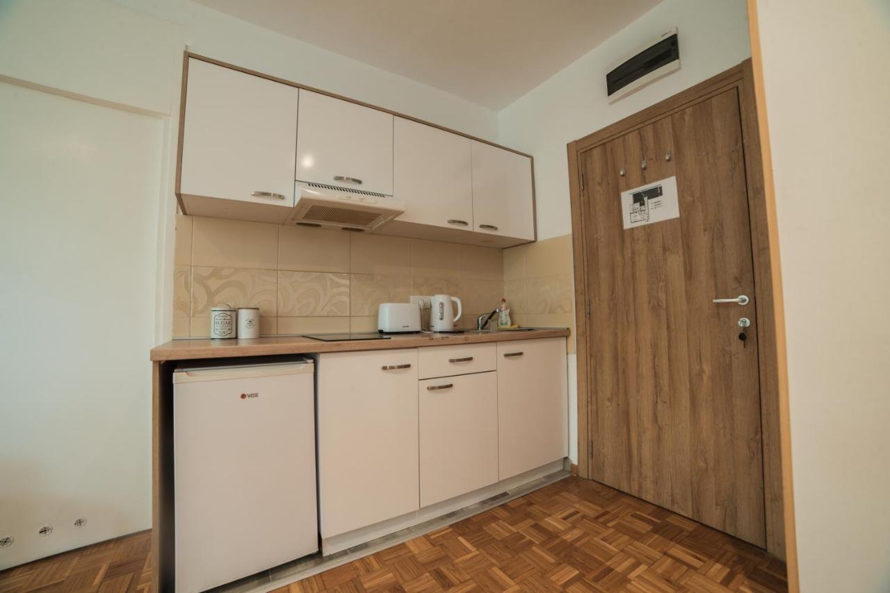 Arena East Apartment Белград Екстериор снимка