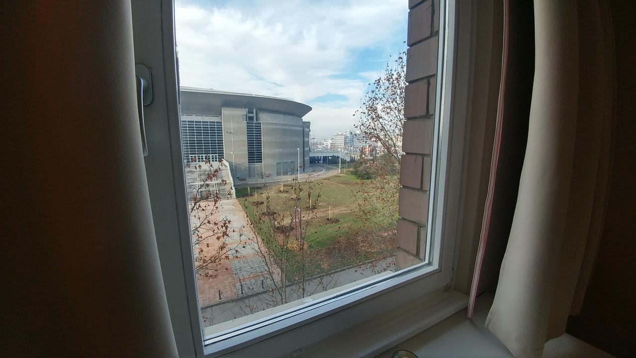 Arena East Apartment Белград Екстериор снимка